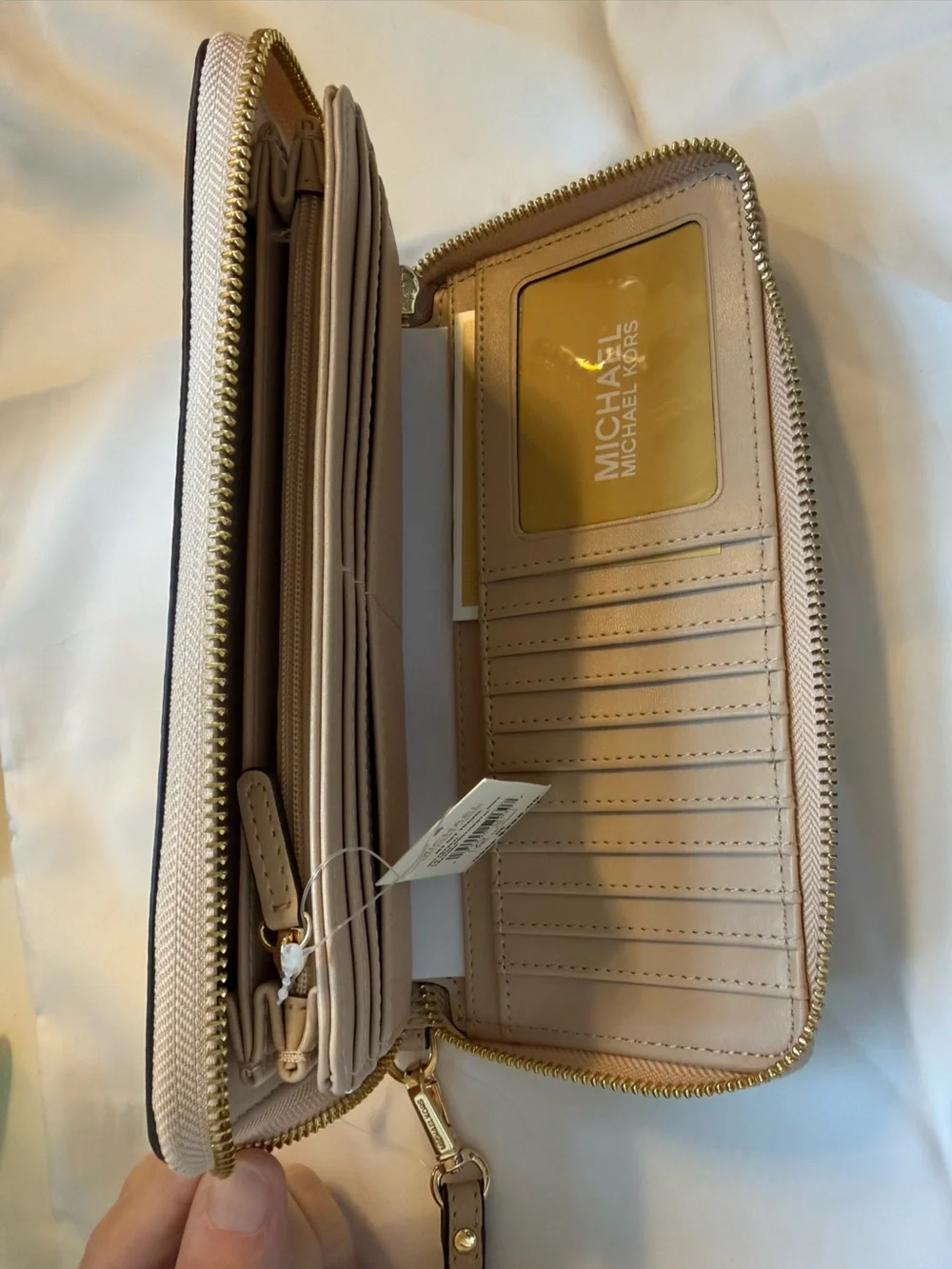 NWT Michael Kors Jet Set Travel Large Continental Wallet Buff 35T7GTVE7L